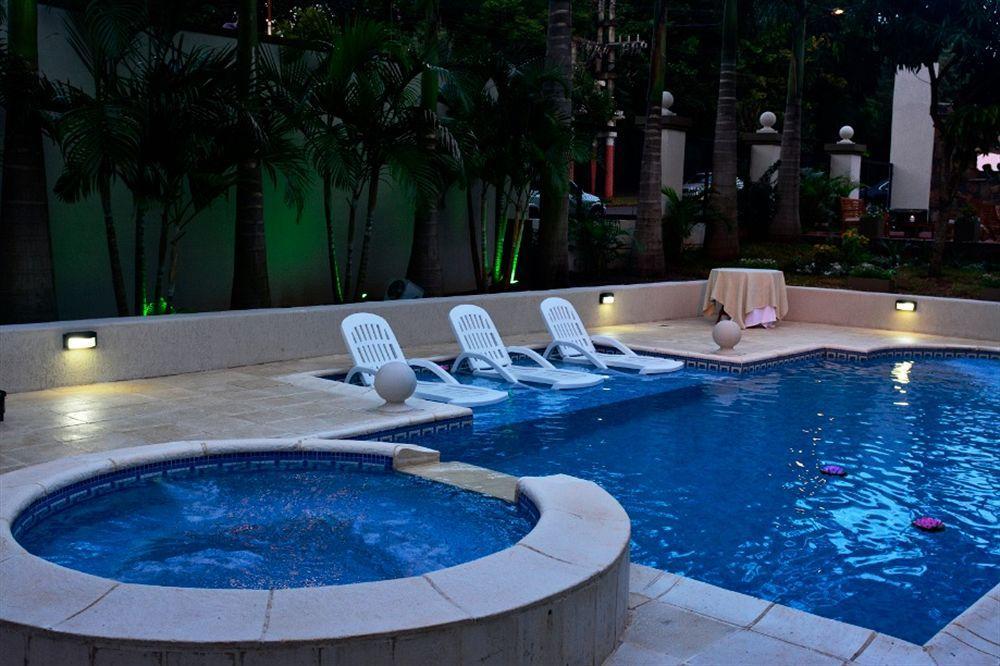 Akwati Suites Iguazu Puerto Iguazú Exteriér fotografie